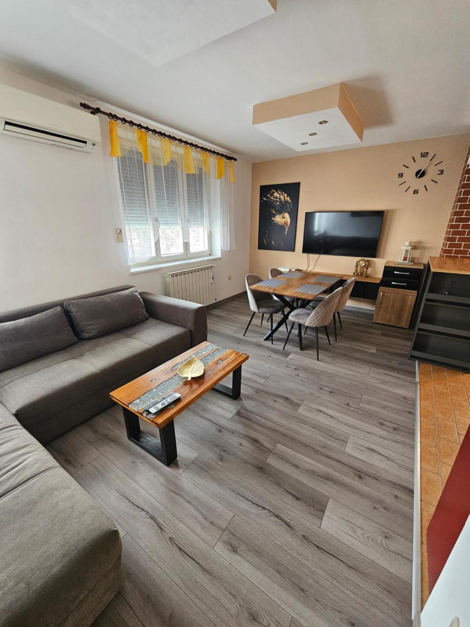 Smaragd Damir Antunovic-Sobodajalec Kobarid Exterior foto